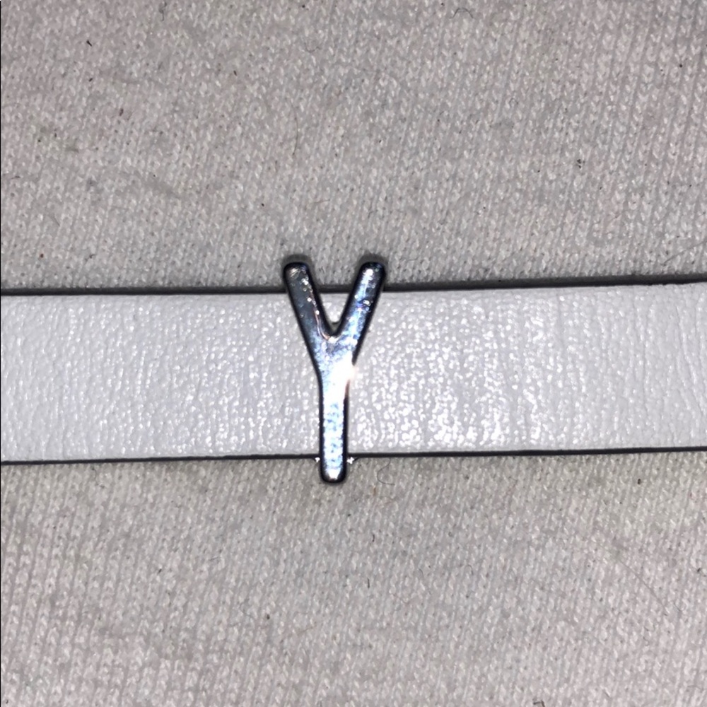 Keep collective “Y” initial charm